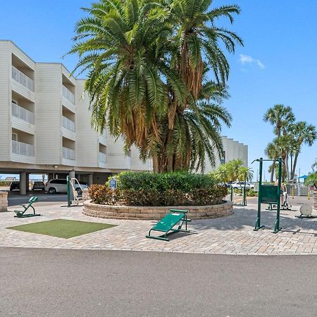 Bay Views From Your Balcony Beach Resort Tampa Extérieur photo