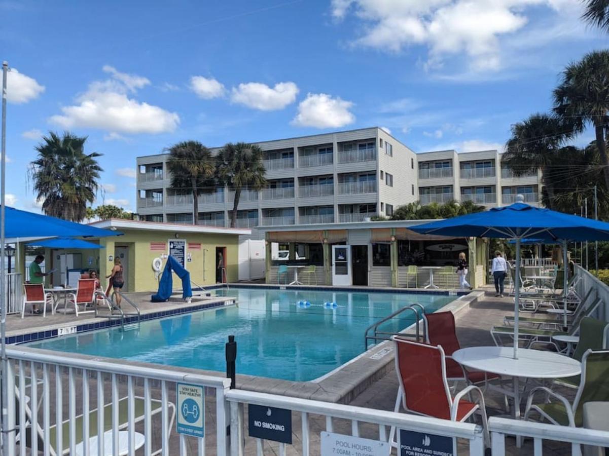 Bay Views From Your Balcony Beach Resort Tampa Extérieur photo