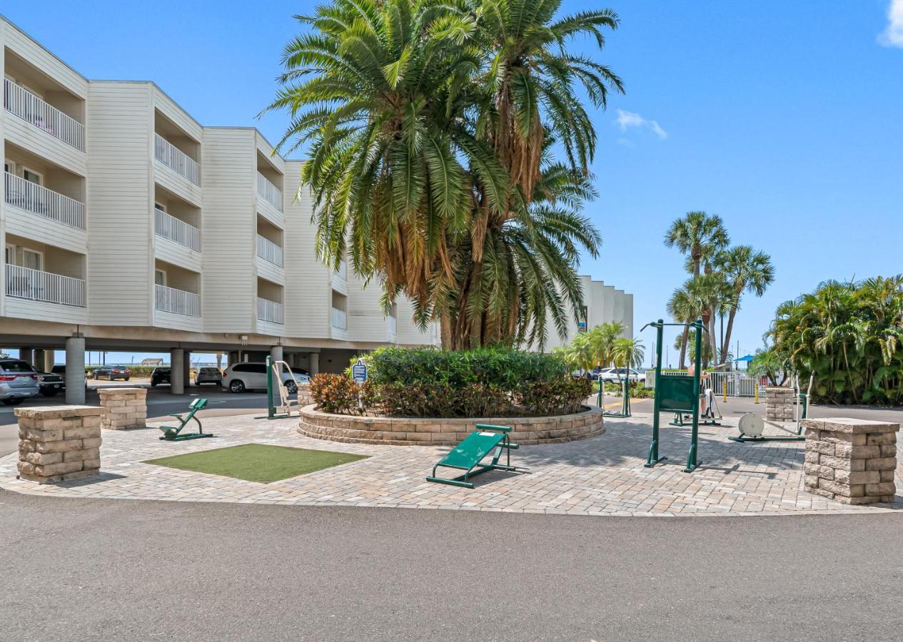 Bay Views From Your Balcony Beach Resort Tampa Extérieur photo