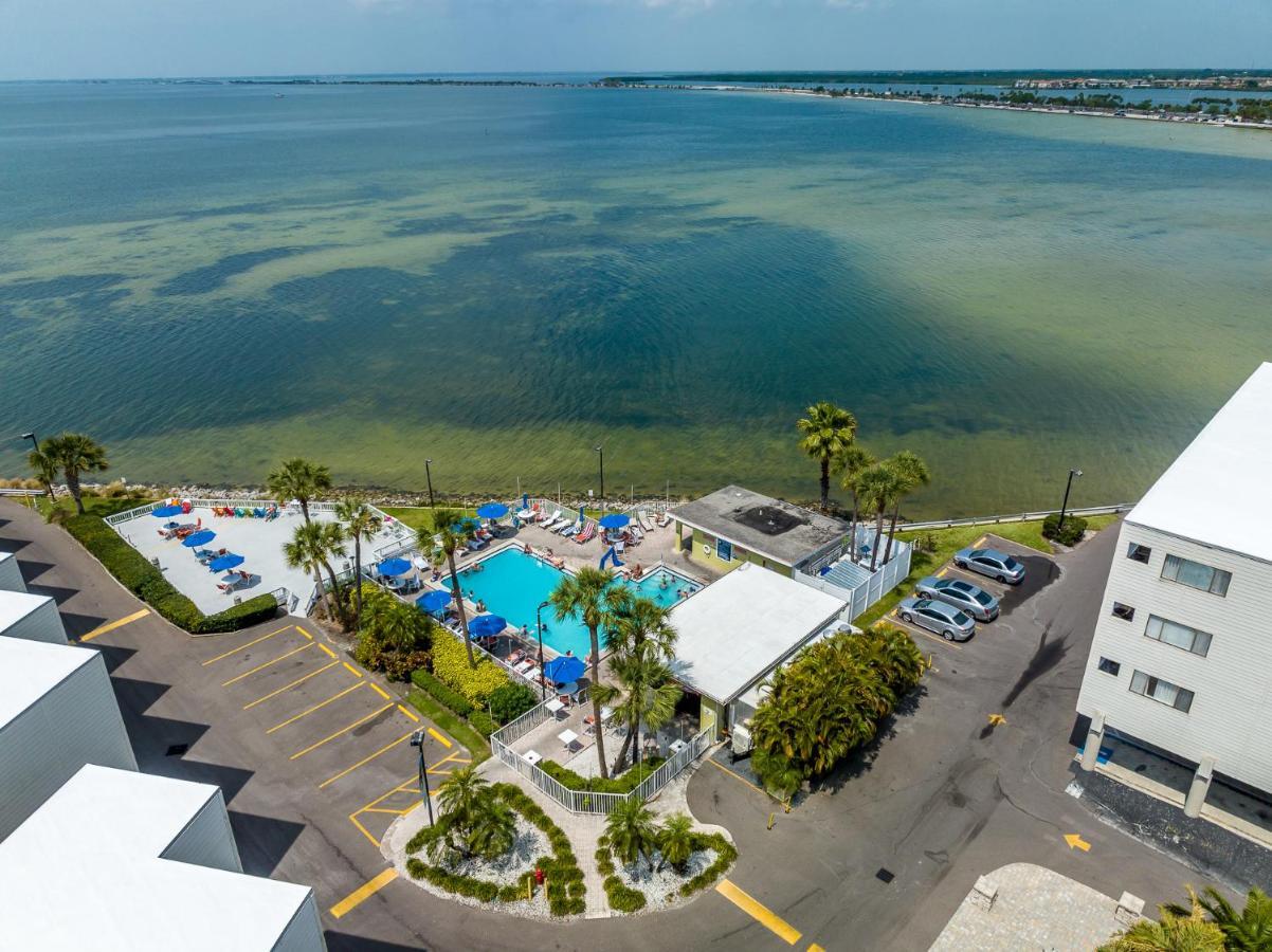 Bay Views From Your Balcony Beach Resort Tampa Extérieur photo