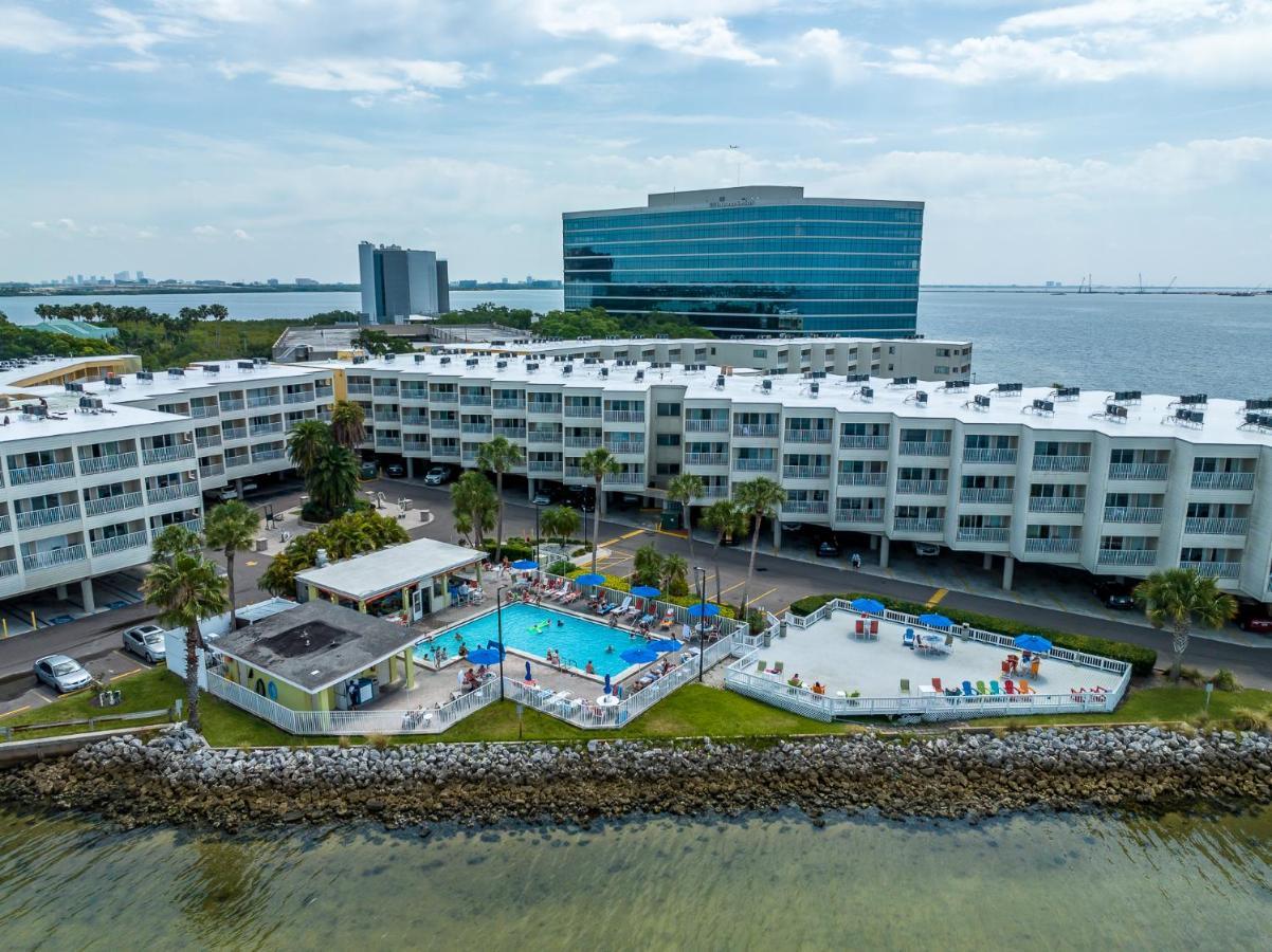 Bay Views From Your Balcony Beach Resort Tampa Extérieur photo